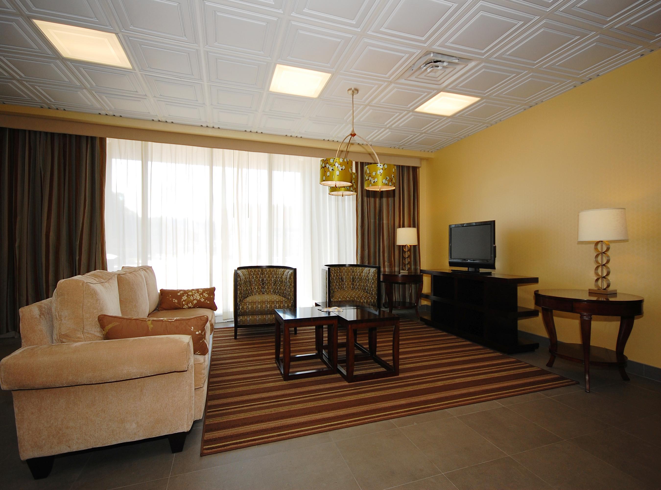 Quality Inn & Suites Charleston - Civic Center Phòng bức ảnh