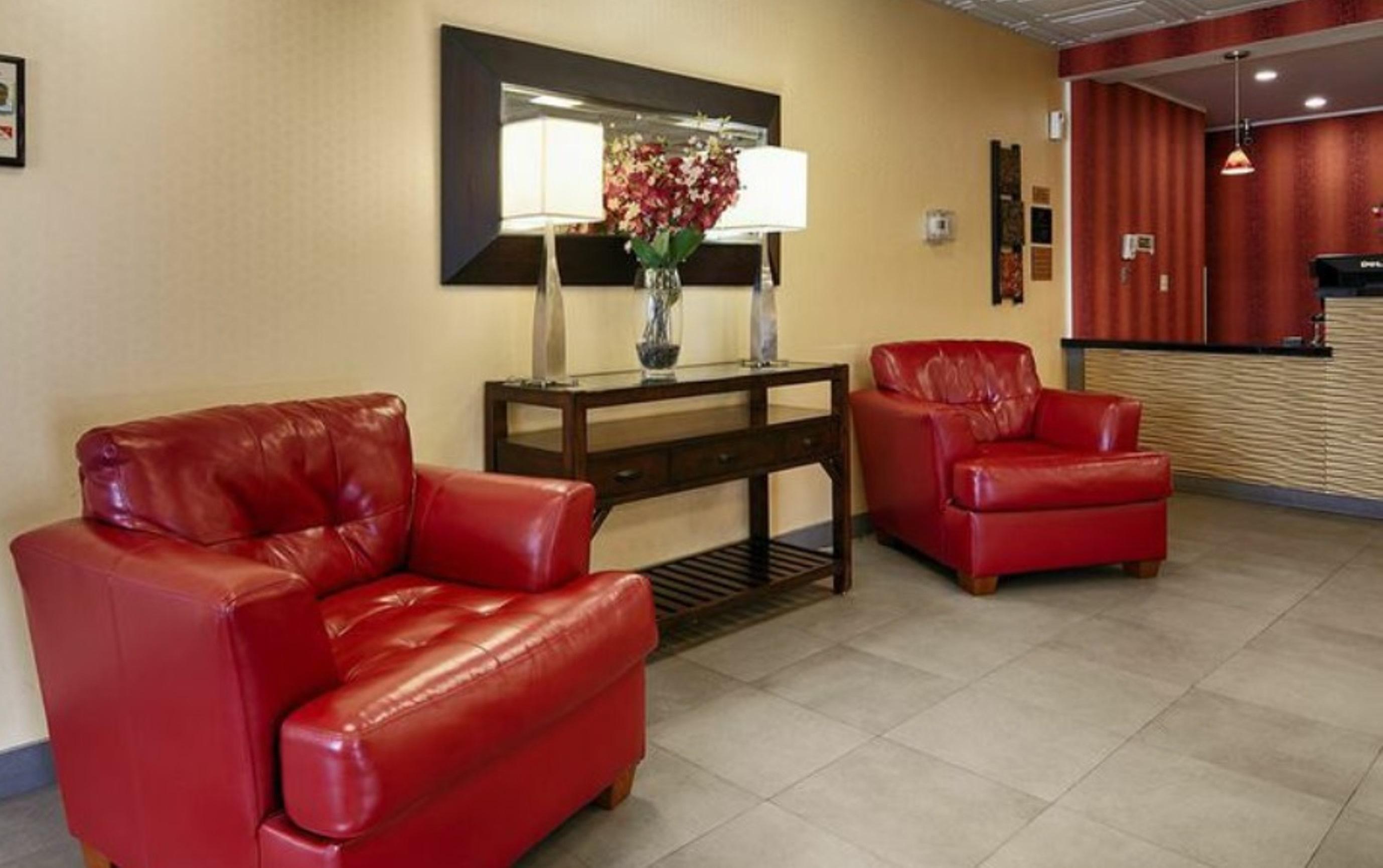 Quality Inn & Suites Charleston - Civic Center Ngoại thất bức ảnh