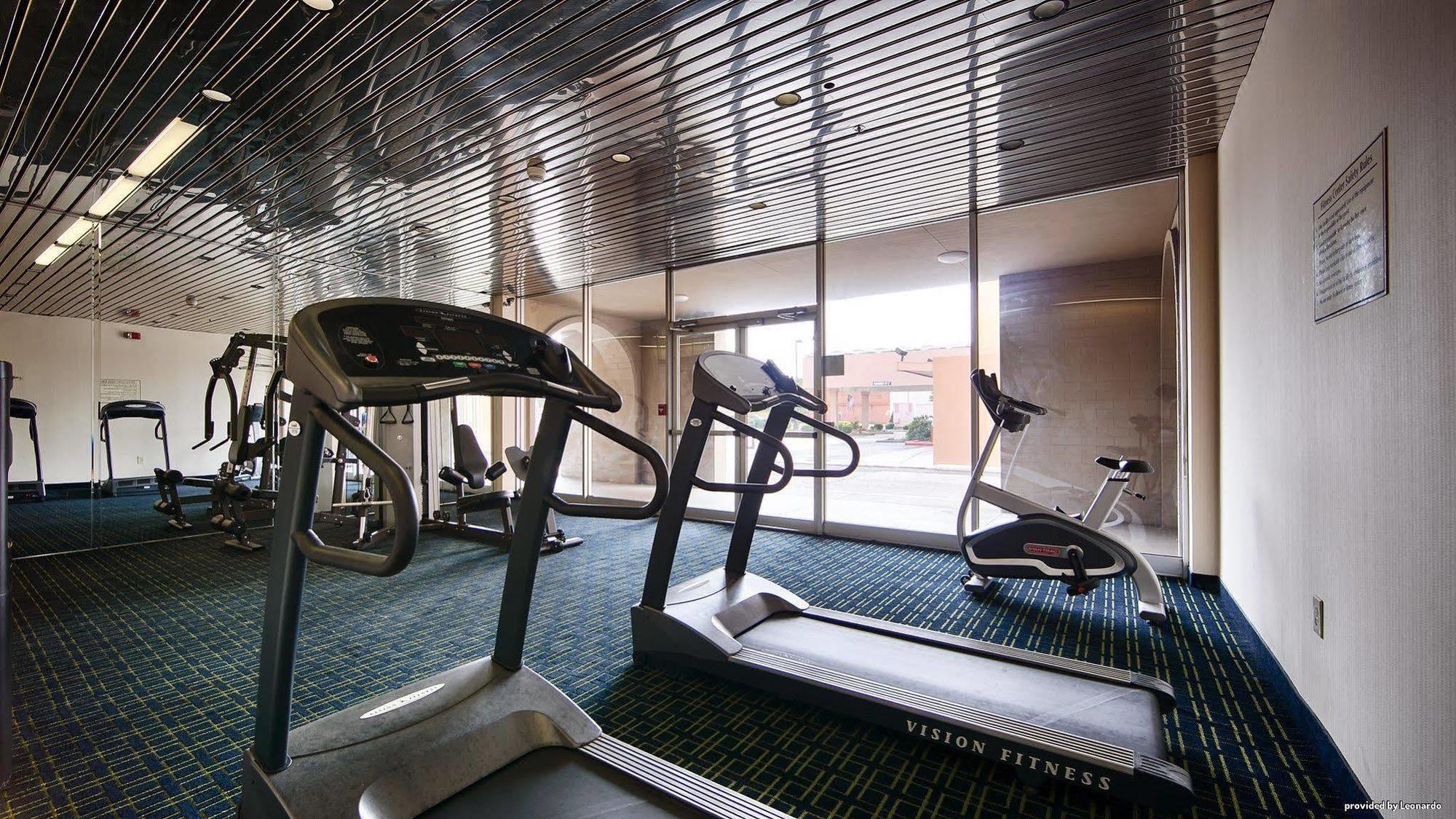 Quality Inn & Suites Charleston - Civic Center Ngoại thất bức ảnh